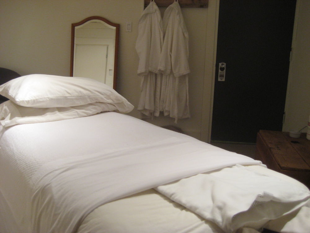 Stork Nest Inn Smithers Kültér fotó