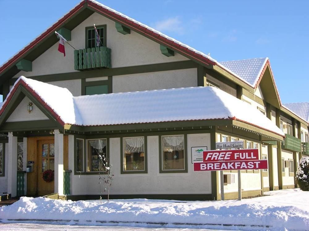 Stork Nest Inn Smithers Kültér fotó